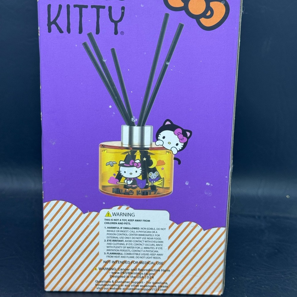 Hello Kitty Reed Diffuser New - Picture 4 of 7